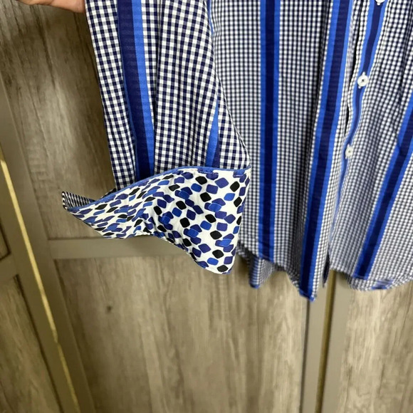 Robert Graham Mens Button Down Shirt Checkered Striped Preppy Size S - Picture 5 of 9